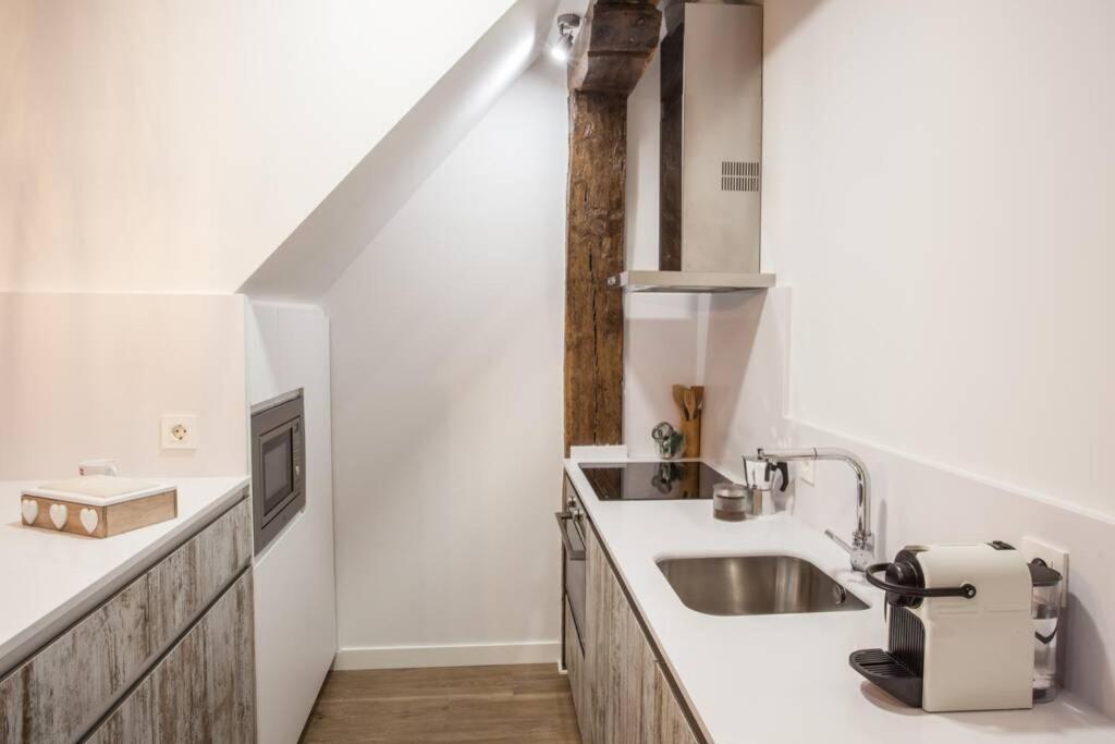 Bonito Apartamento, Nuevo Y En El Casco Viejo!!! Apartment Bilbao Exterior photo